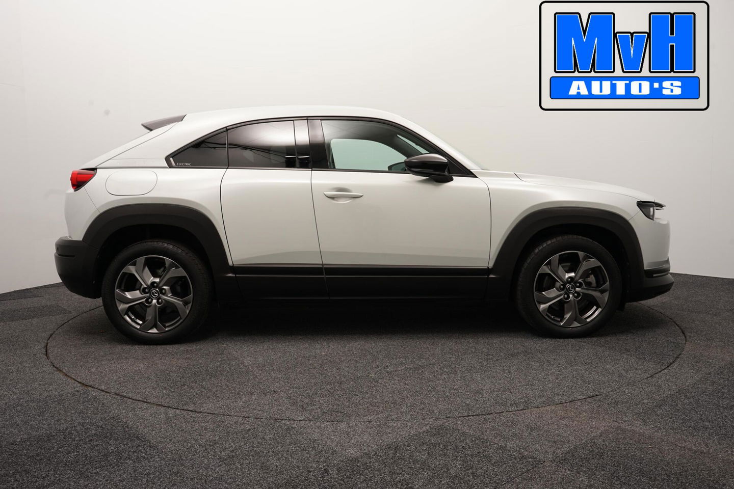 Mazda MX-30 e-SkyActiv 145 First Edition 36 kWh|NAP|CAMERA|LED