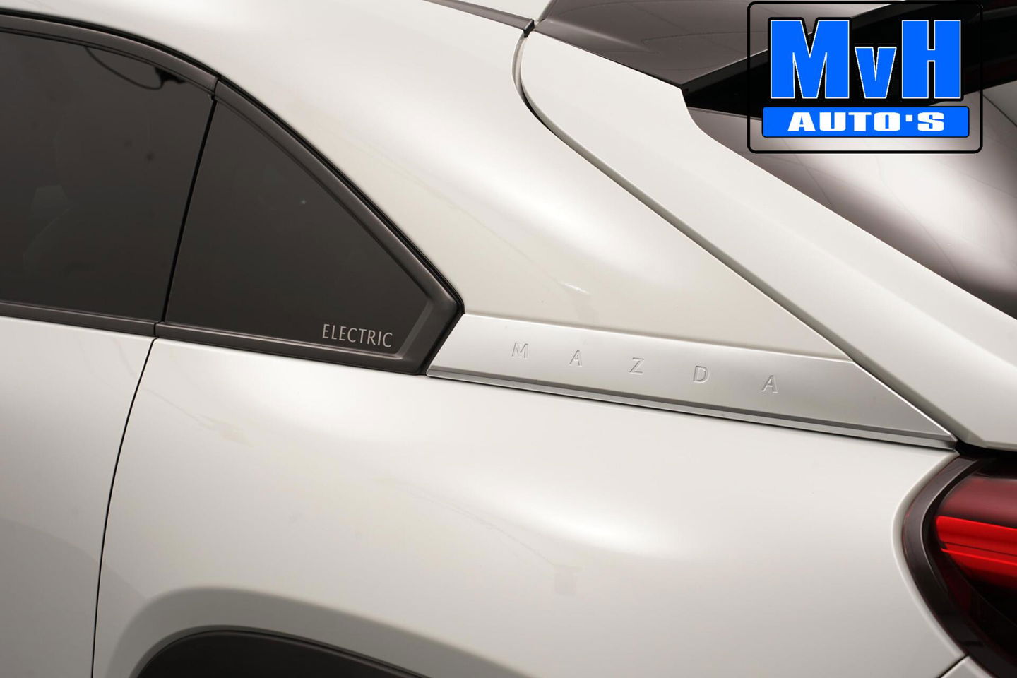 Mazda MX-30 e-SkyActiv 145 First Edition 36 kWh|NAP|CAMERA|LED