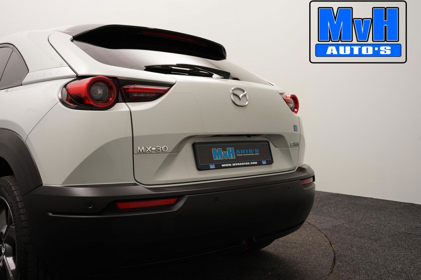 Mazda MX-30 e-SkyActiv 145 First Edition 36 kWh|NAP|CAMERA|LED