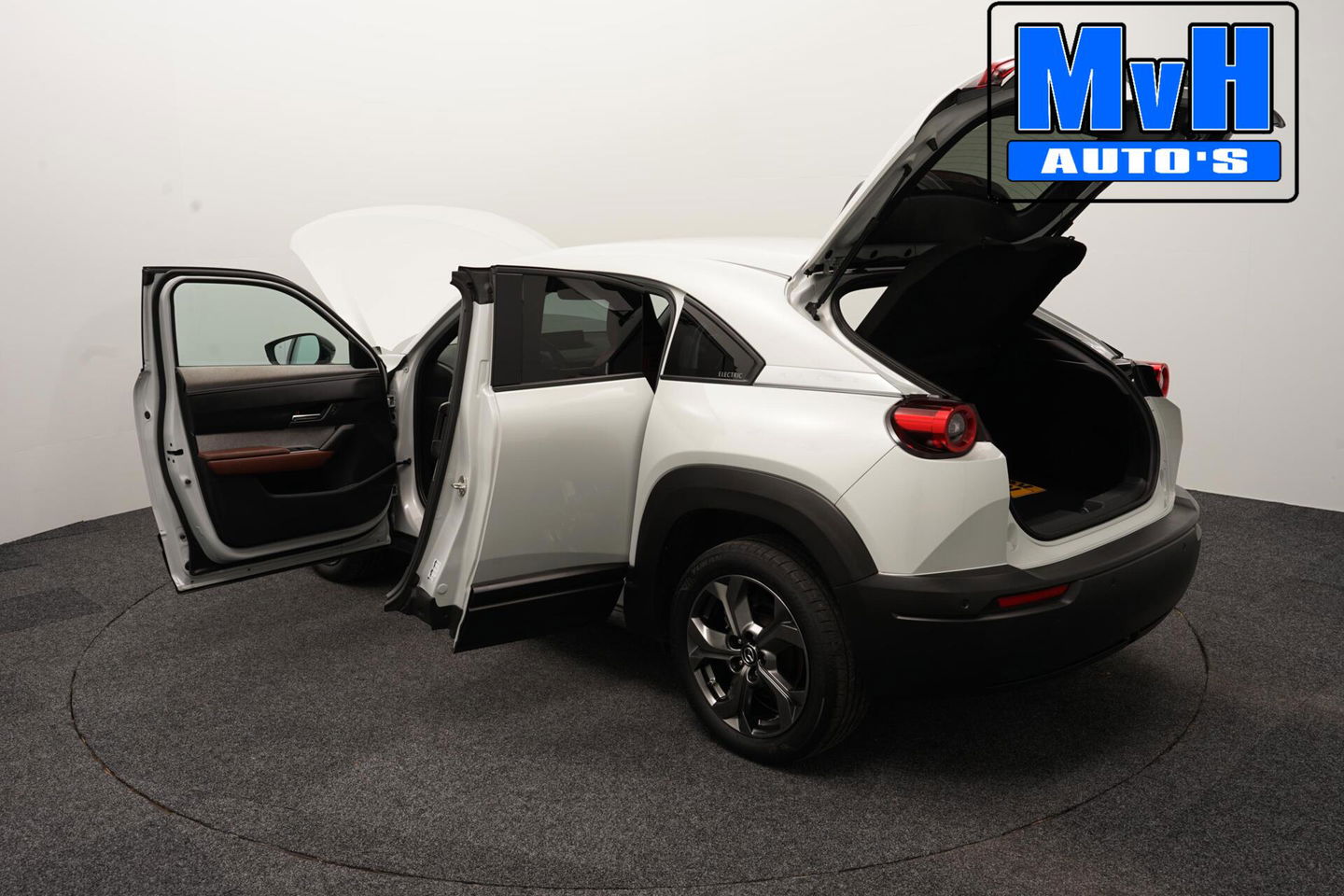 Mazda MX-30 e-SkyActiv 145 First Edition 36 kWh|NAP|CAMERA|LED