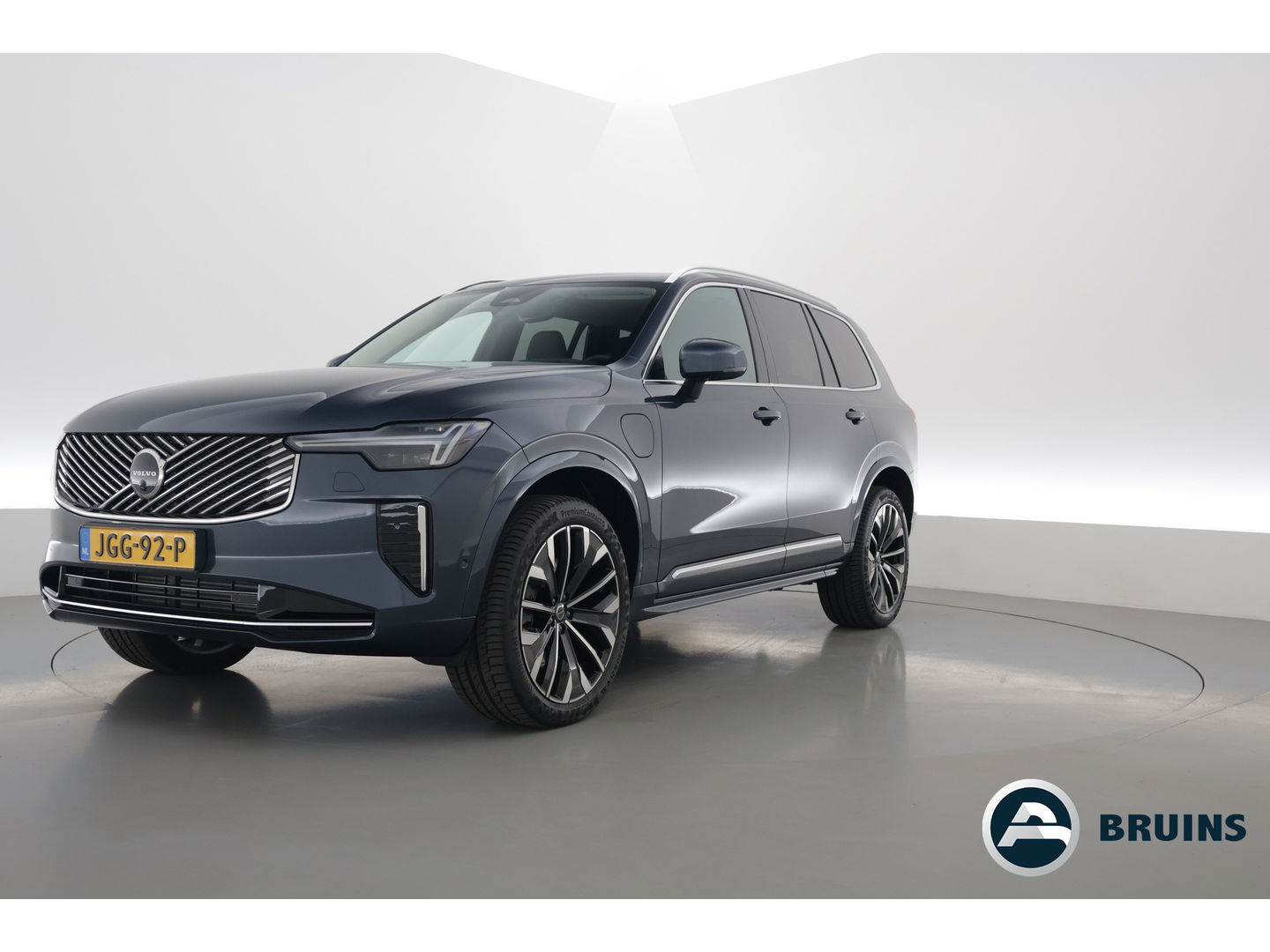 Volvo XC90 T8 Recharge Plus Bright | Bowers & Wilkins | Stoelventilatie | HUD | Luchtvering | 360cam | Adapt. Cruise