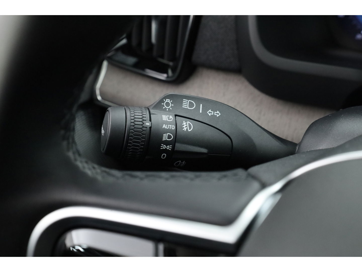 Volvo XC90 T8 Recharge Plus Bright | Bowers & Wilkins | Stoelventilatie | HUD | Luchtvering | 360cam | Adapt. Cruise