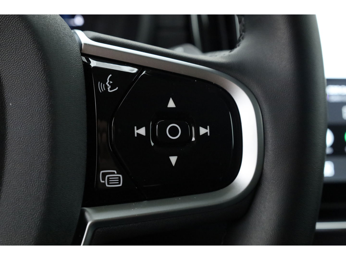 Volvo XC90 T8 Recharge Plus Bright | Bowers & Wilkins | Stoelventilatie | HUD | Luchtvering | 360cam | Adapt. Cruise