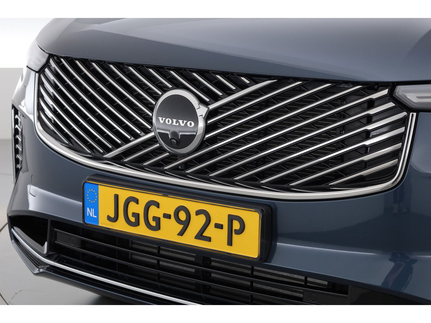 Volvo XC90 T8 Recharge Plus Bright | Bowers & Wilkins | Stoelventilatie | HUD | Luchtvering | 360cam | Adapt. Cruise