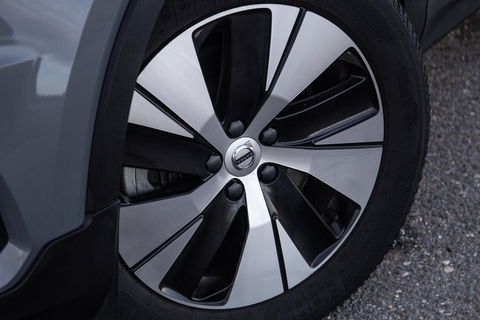 Volvo XC40 1.5 T4 Recharge Inscription Expression AUTOMAAT / PLUG IN HYBRID / NAVI / STOELVERWARMING / CAMERA