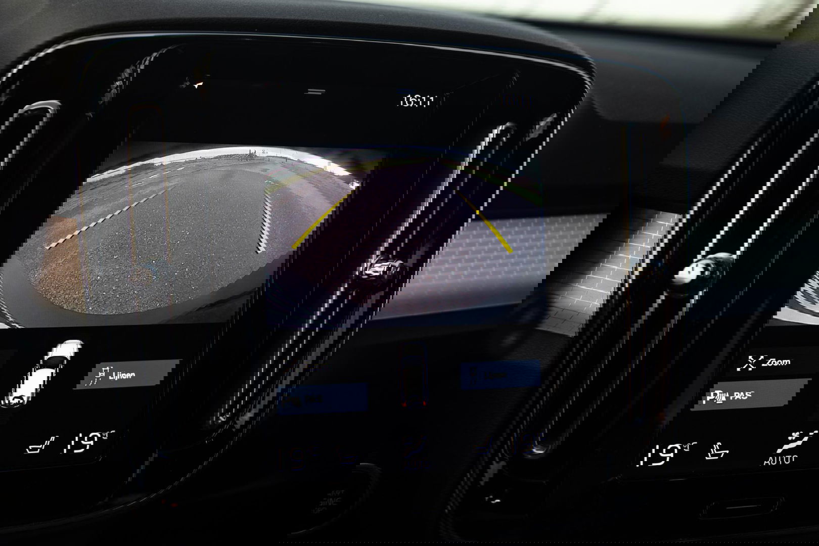 Volvo XC40 1.5 T4 Recharge Inscription Expression AUTOMAAT / PLUG IN HYBRID / NAVI / STOELVERWARMING / CAMERA