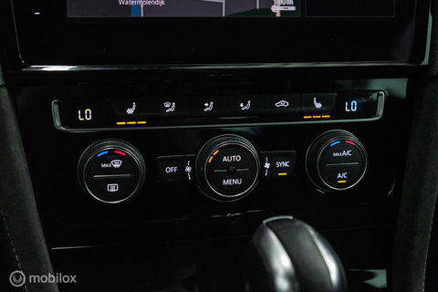 Volkswagen Golf 2.0 TSI 4Motion R 405 pk | Stage 2 | Camera | ACC | Bearlock | Pretoria |