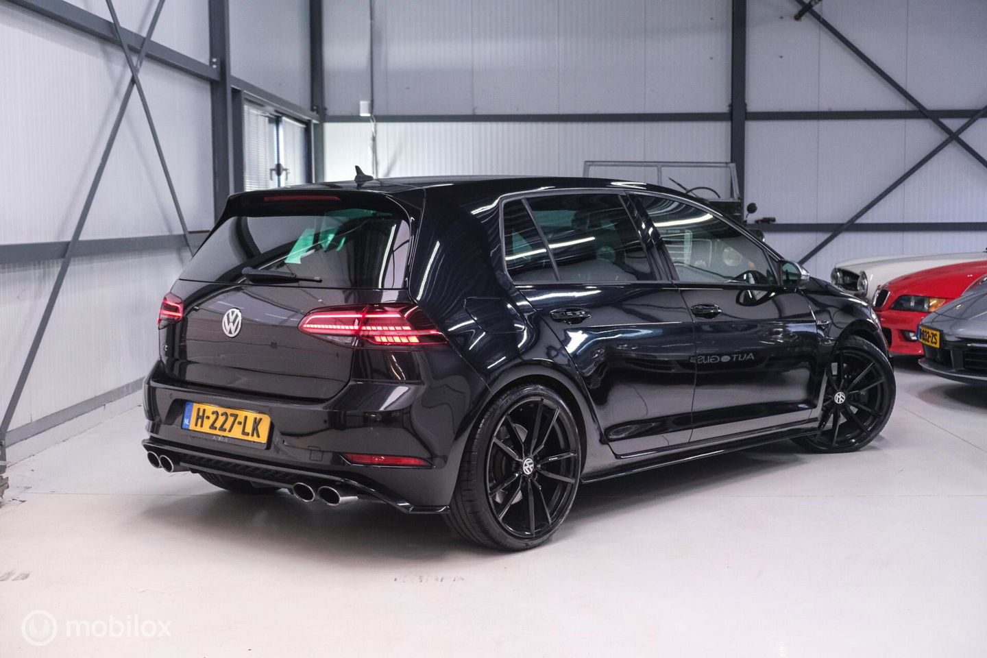 Volkswagen Golf 2.0 TSI 4Motion R 405 pk | Stage 2 | Camera | ACC | Bearlock | Pretoria |