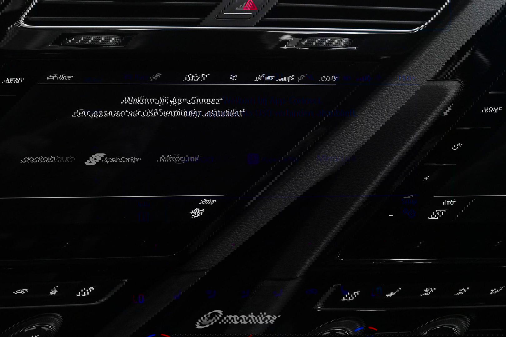 Volkswagen Golf 2.0 TSI 4Motion R 405 pk | Stage 2 | Camera | ACC | Bearlock | Pretoria |