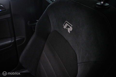 Volkswagen Golf 2.0 TSI 4Motion R 405 pk | Stage 2 | Camera | ACC | Bearlock | Pretoria |