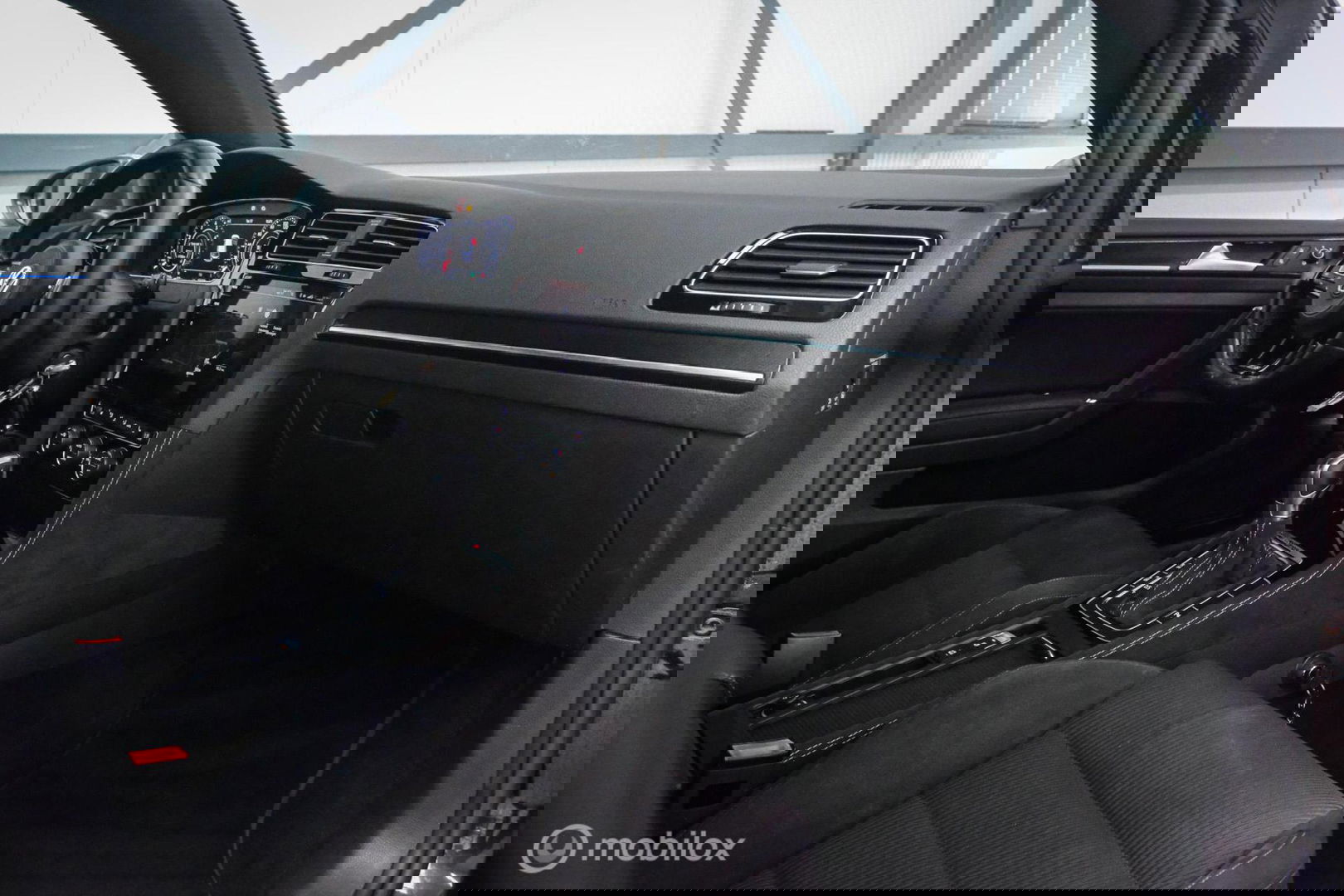 Volkswagen Golf 2.0 TSI 4Motion R 405 pk | Stage 2 | Camera | ACC | Bearlock | Pretoria |