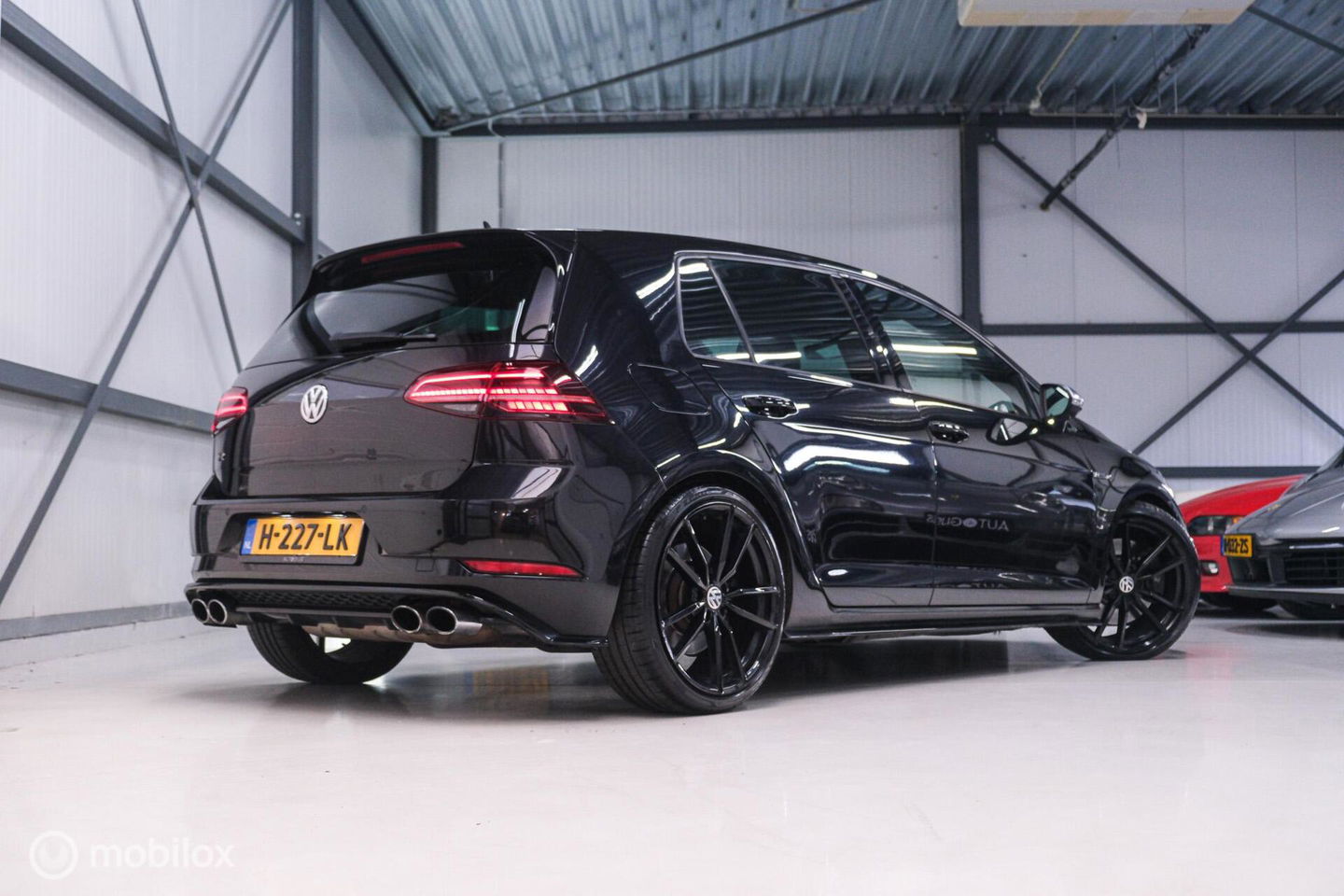 Volkswagen Golf 2.0 TSI 4Motion R 405 pk | Stage 2 | Camera | ACC | Bearlock | Pretoria |