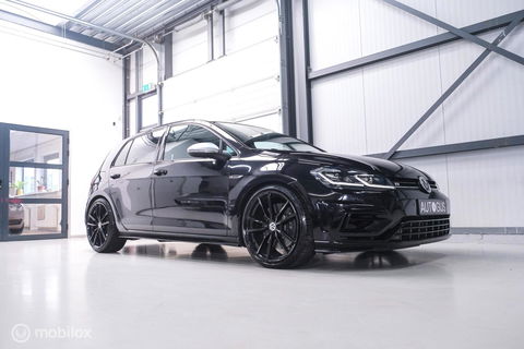 Volkswagen Golf 2.0 TSI 4Motion R 405 pk | Stage 2 | Camera | ACC | Bearlock | Pretoria |