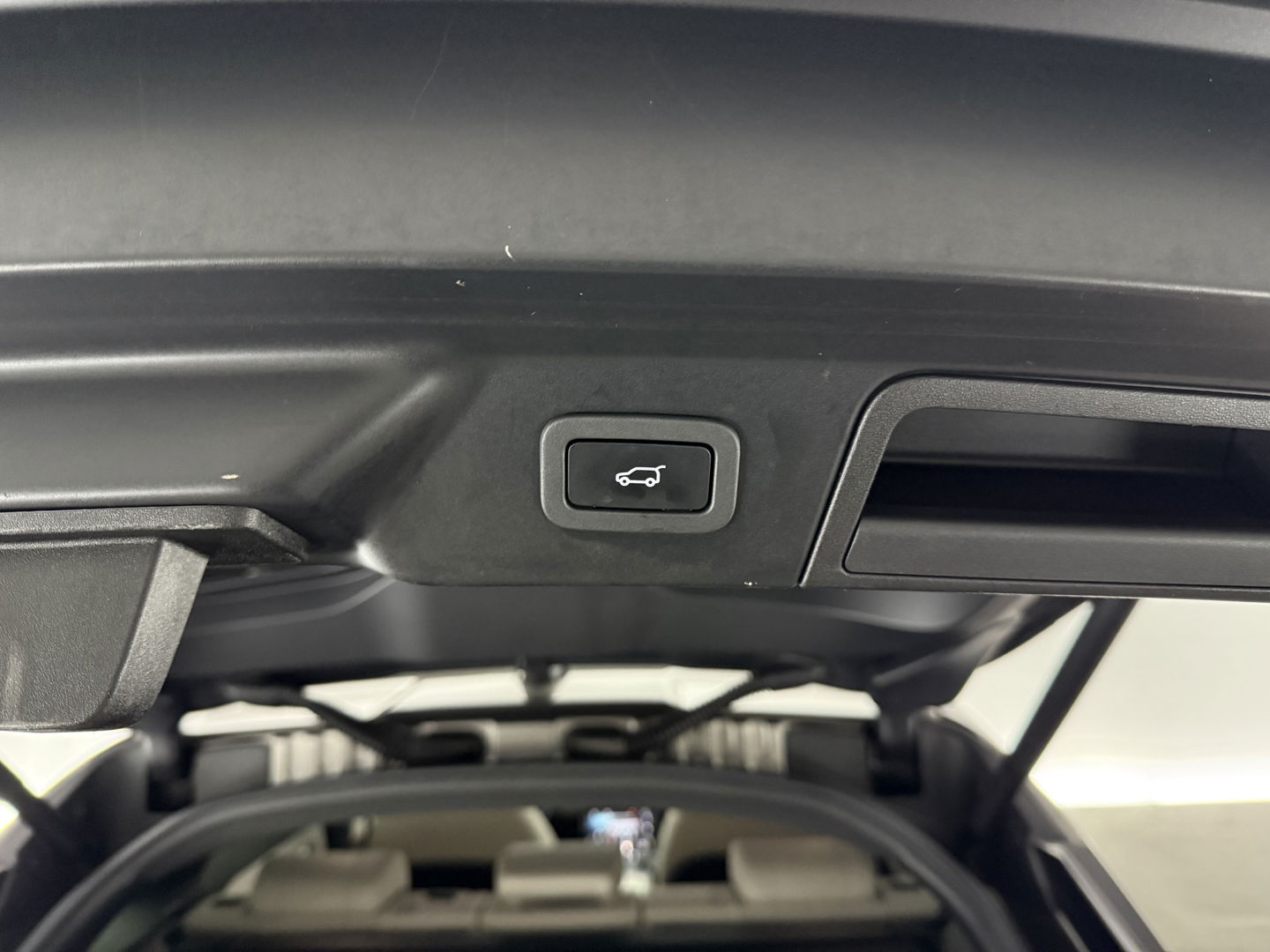 Land Rover Range Rover Velar 2.0 I4 AWD R-Dynamic HSE | Pano | Memory | Meridian | Virtual | Sfeer | Carplay | Camera | Stoelverw. | Keyless