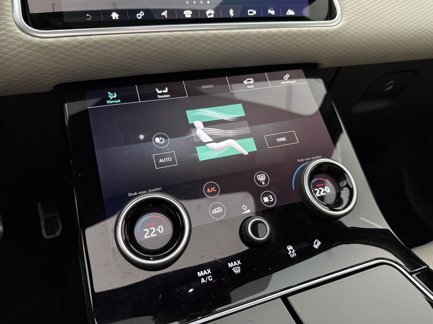 Land Rover Range Rover Velar 2.0 I4 AWD R-Dynamic HSE | Pano | Memory | Meridian | Virtual | Sfeer | Carplay | Camera | Stoelverw. | Keyless