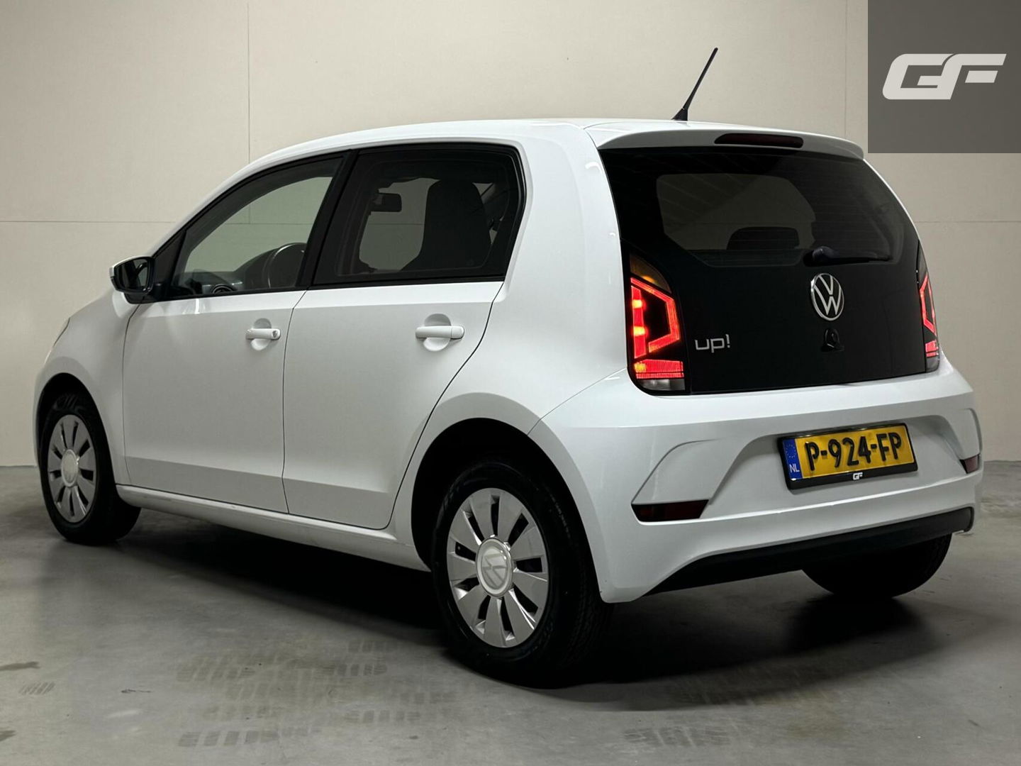 Volkswagen up! 1.0 BMT Move up! Navi Cruise Stoelverwarming