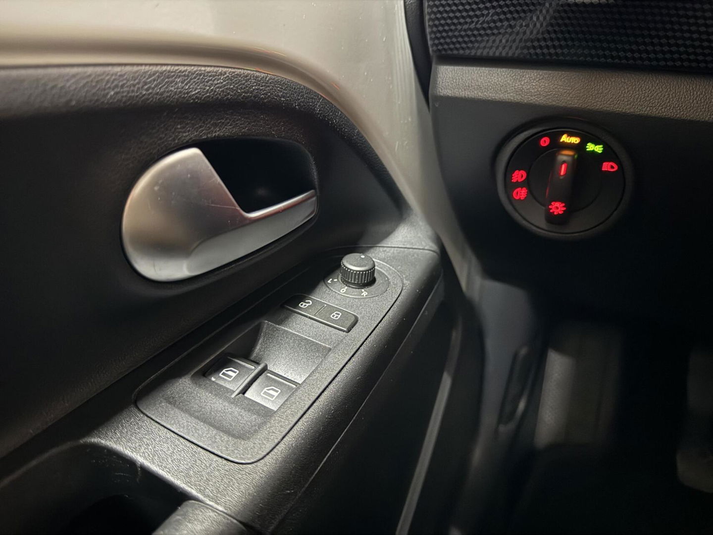 Volkswagen up! 1.0 BMT Move up! Navi Cruise Stoelverwarming