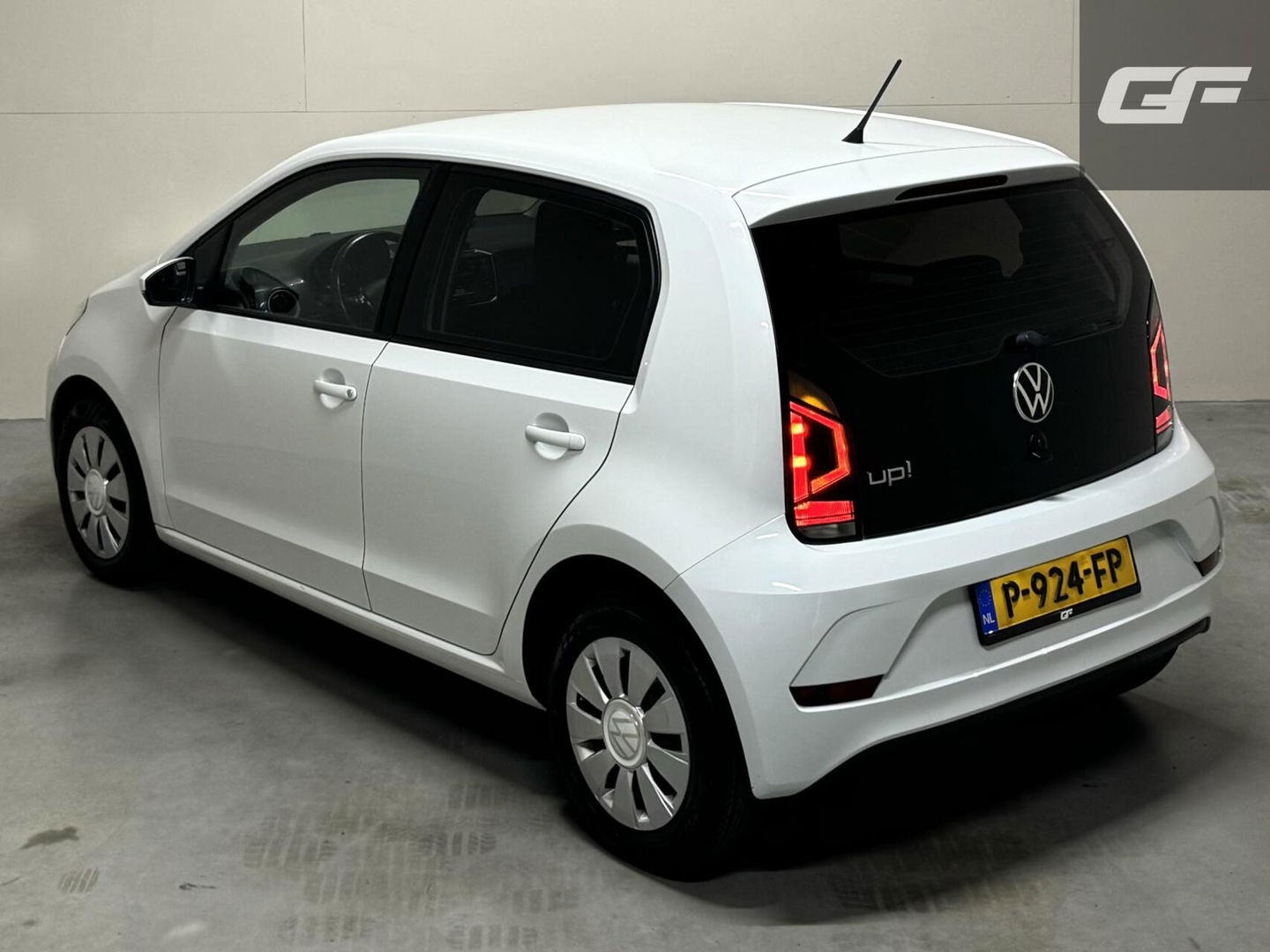 Volkswagen up! 1.0 BMT Move up! Navi Cruise Stoelverwarming