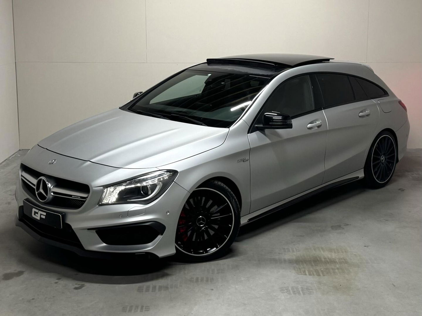 Mercedes-Benz CLA Shooting Brake AMG 45 4MATIC Pano Leer Memory