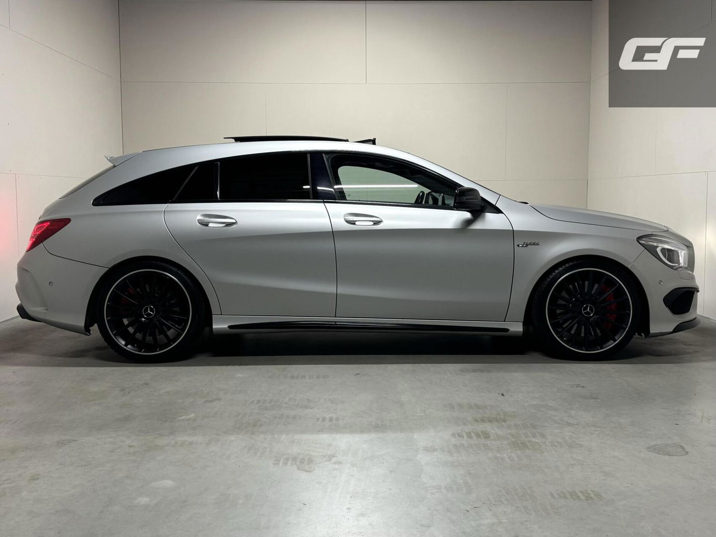 Mercedes-Benz CLA Shooting Brake AMG 45 4MATIC Pano Leer Memory