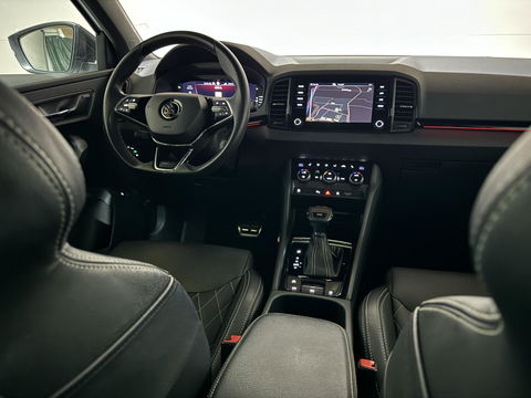 Škoda Karoq 1.5 TSI Sportline Pano Leer Carton Virtual Sfeer Trekh.