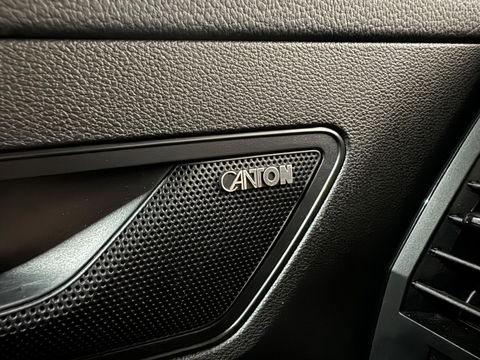 Škoda Karoq 1.5 TSI Sportline Pano Leer Carton Virtual Sfeer Trekh.