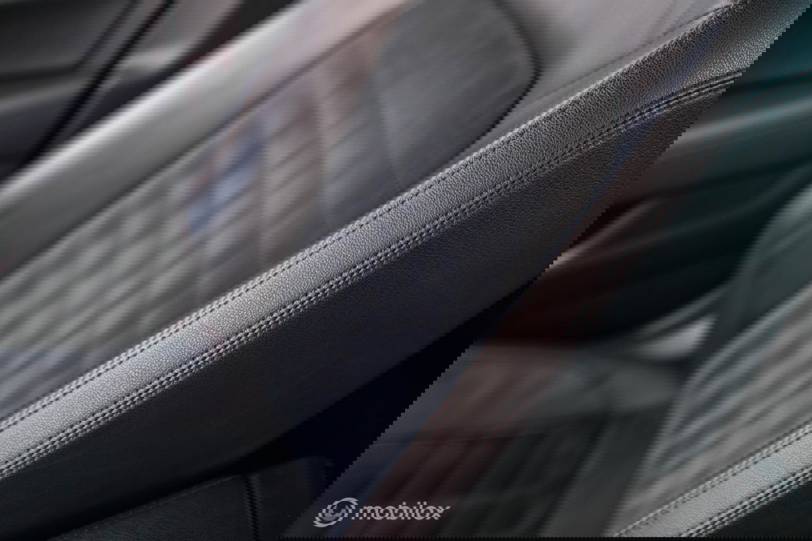 Volkswagen Passat Variant 1.4 TSI ACT Highline Business R | VC | ACC | Camera | Alcantara | Trekhaak | Dealer onderhouden | LED | Rijklaar |