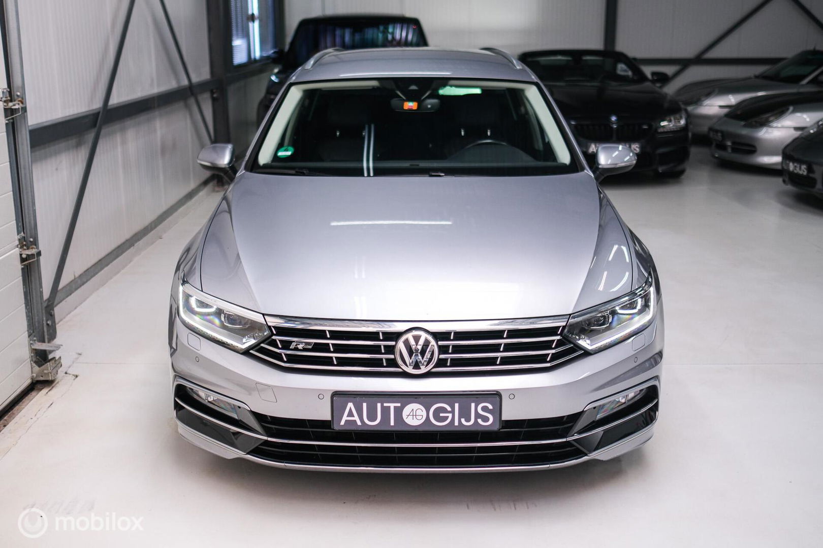 Volkswagen Passat Variant 1.4 TSI ACT Highline Business R | VC | ACC | Camera | Alcantara | Trekhaak | Dealer onderhouden | LED | Rijklaar |