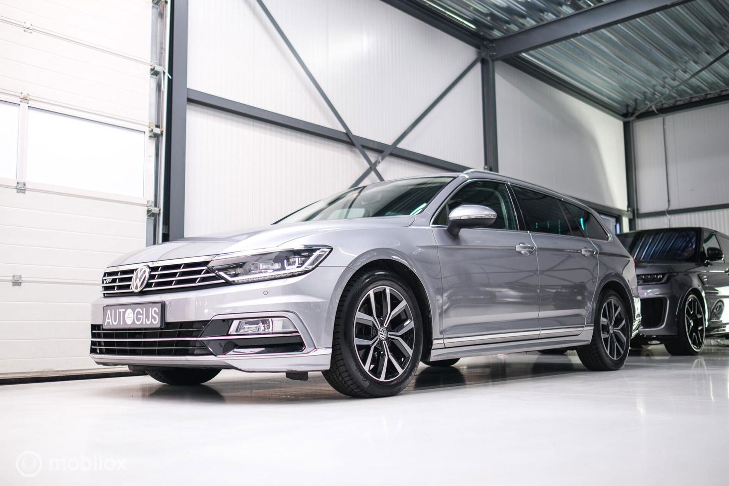 Volkswagen Passat Variant 1.4 TSI ACT Highline Business R | VC | ACC | Camera | Alcantara | Trekhaak | Dealer onderhouden | LED | Rijklaar |