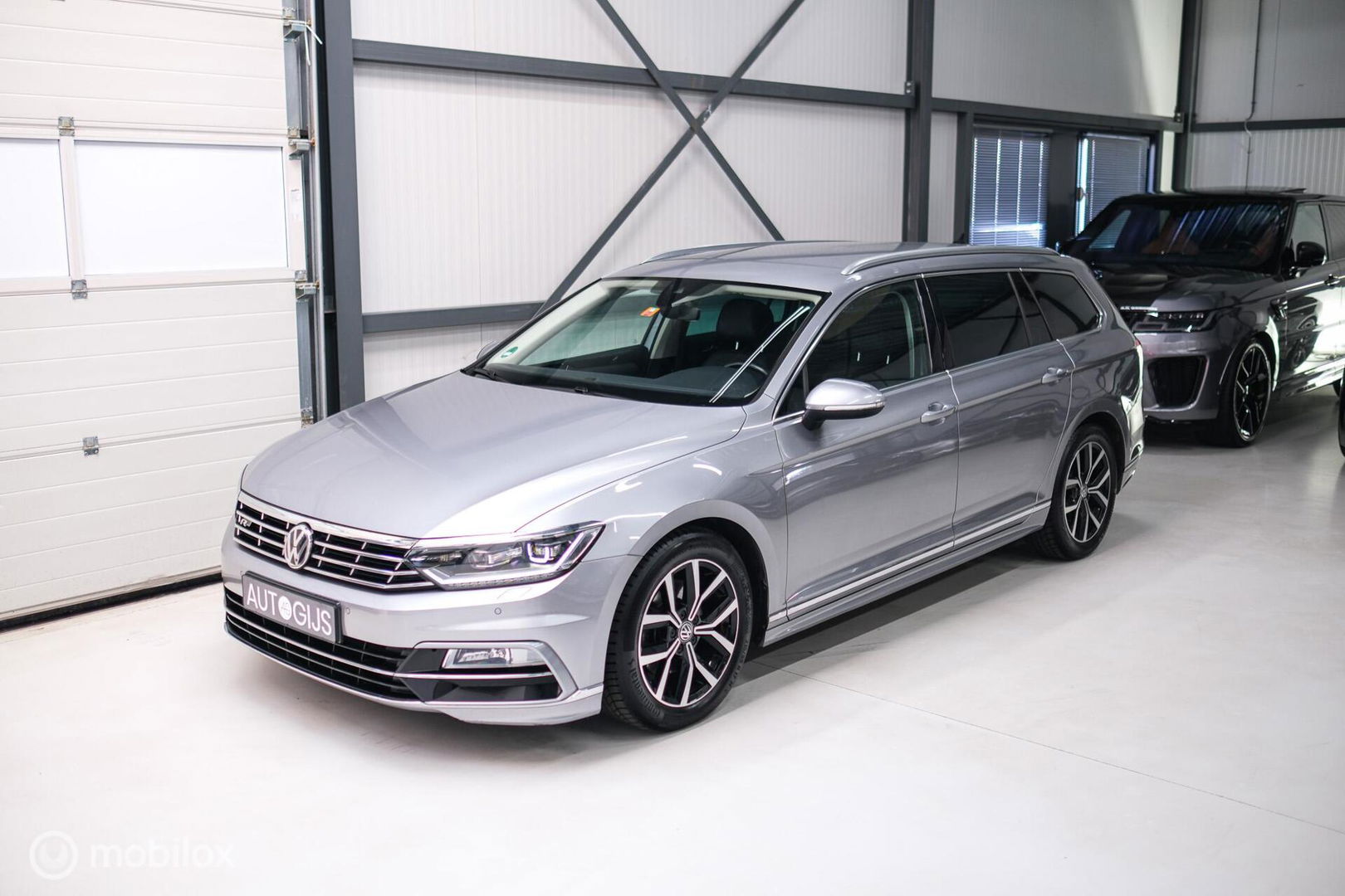 Volkswagen Passat Variant 1.4 TSI ACT Highline Business R | VC | ACC | Camera | Alcantara | Trekhaak | Dealer onderhouden | LED | Rijklaar |