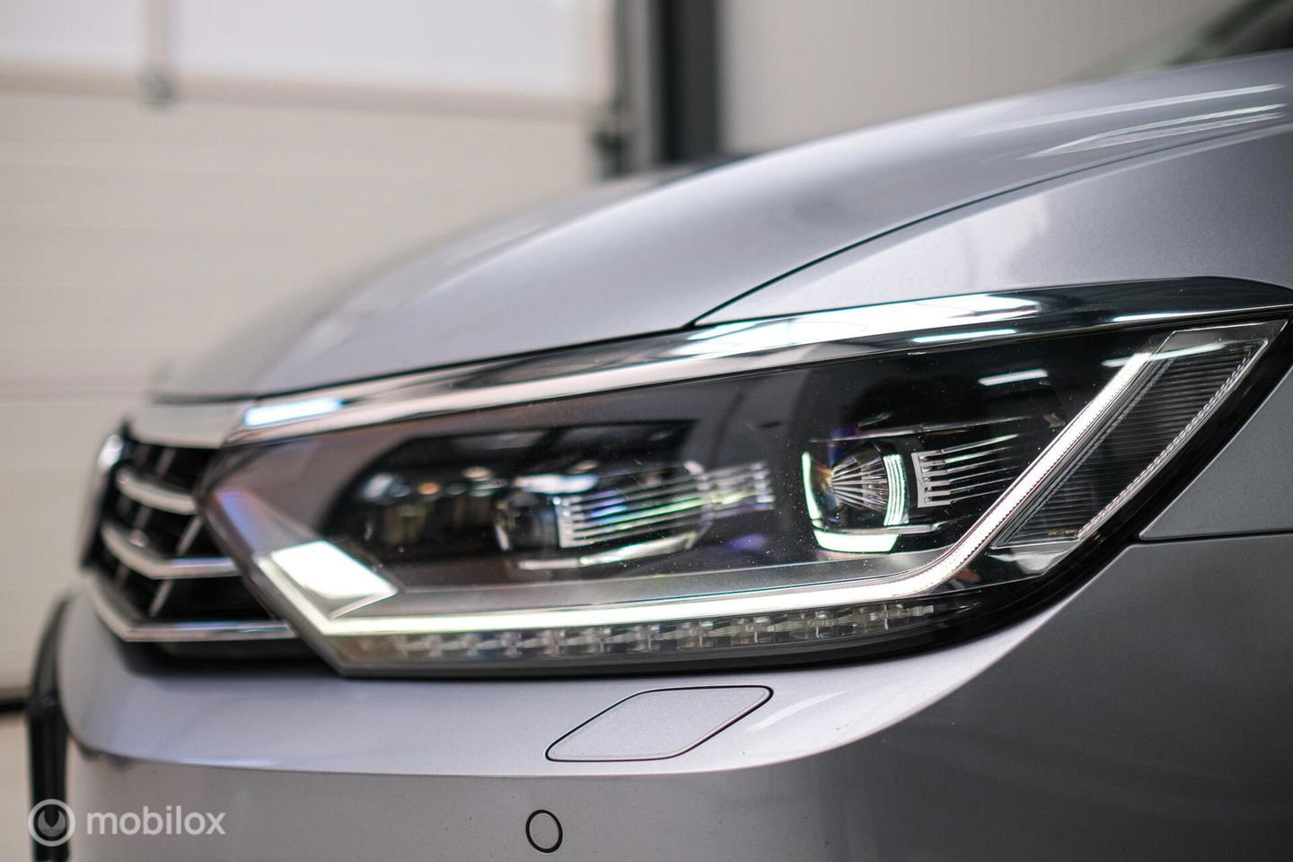 Volkswagen Passat Variant 1.4 TSI ACT Highline Business R | VC | ACC | Camera | Alcantara | Trekhaak | Dealer onderhouden | LED | Rijklaar |