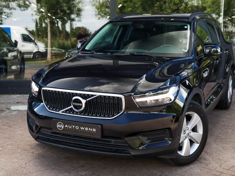 Volvo XC40 1.5 T3 Momentum Pro 163PK | Trekhaak | Navigatie | Camera