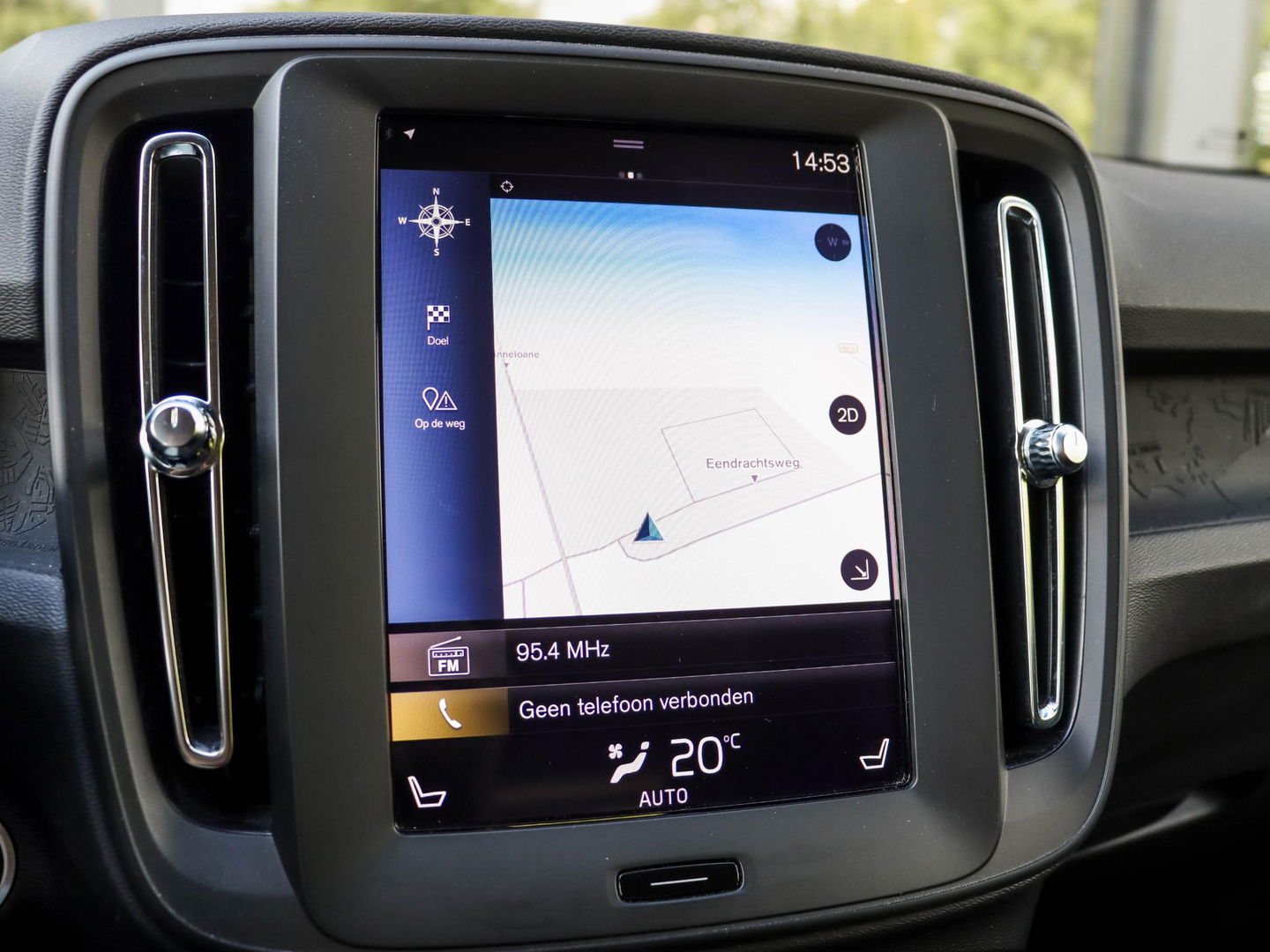 Volvo XC40 1.5 T3 Momentum Pro 163PK | Trekhaak | Navigatie | Camera