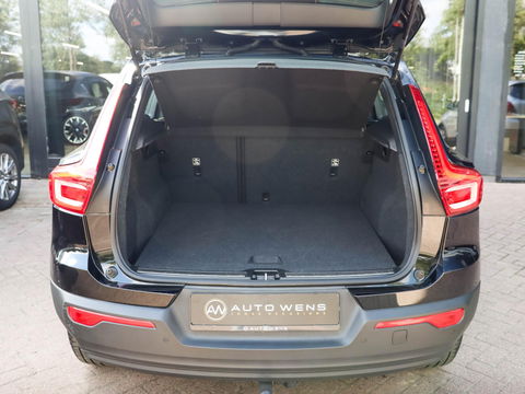 Volvo XC40 1.5 T3 Momentum Pro 163PK | Trekhaak | Navigatie | Camera