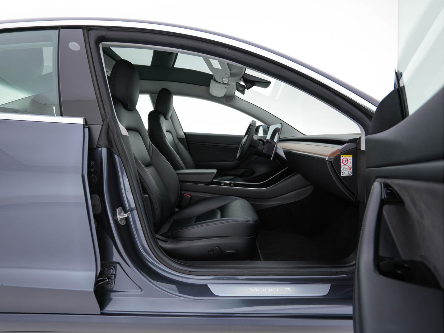 Tesla Model 3 Standard RWD Plus 60 kWh [ 3-Fase-11Kw ] {SOH-88%} (INCL-BTW) Aut. *PANO | AUTO-PILOT | LEATHER | KEYLESS | FULL-LED | MEMORY-PACK | SURROUND-VIEW | DAB | CARPLAY | DIGI-COCKPIT | LANE-ASSIST | COMFORTSEATS | 18"ALU*