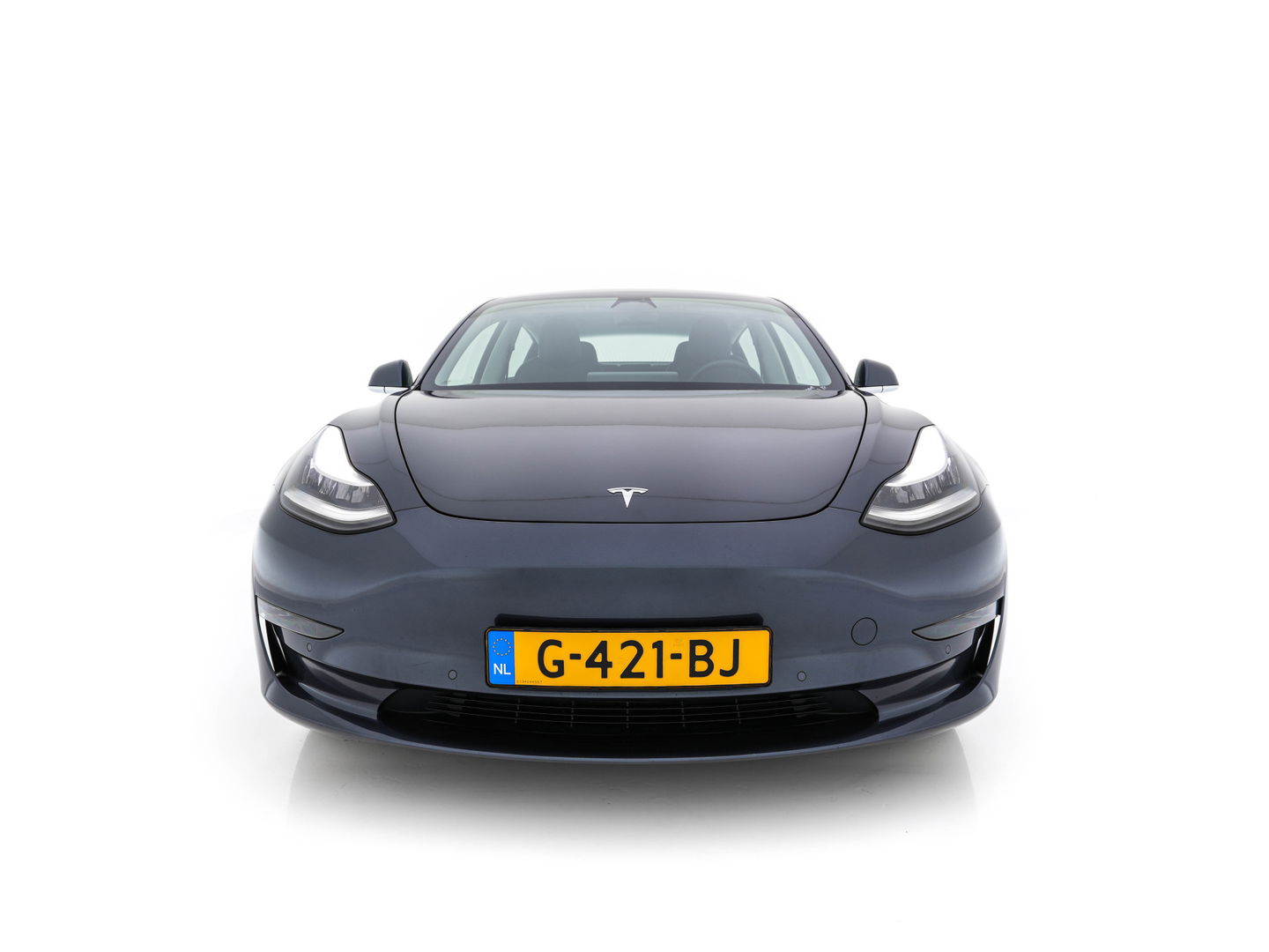 Tesla Model 3 Standard RWD Plus 60 kWh [ 3-Fase-11Kw ] {SOH-88%} (INCL-BTW) Aut. *PANO | AUTO-PILOT | LEATHER | KEYLESS | FULL-LED | MEMORY-PACK | SURROUND-VIEW | DAB | CARPLAY | DIGI-COCKPIT | LANE-ASSIST | COMFORTSEATS | 18"ALU*