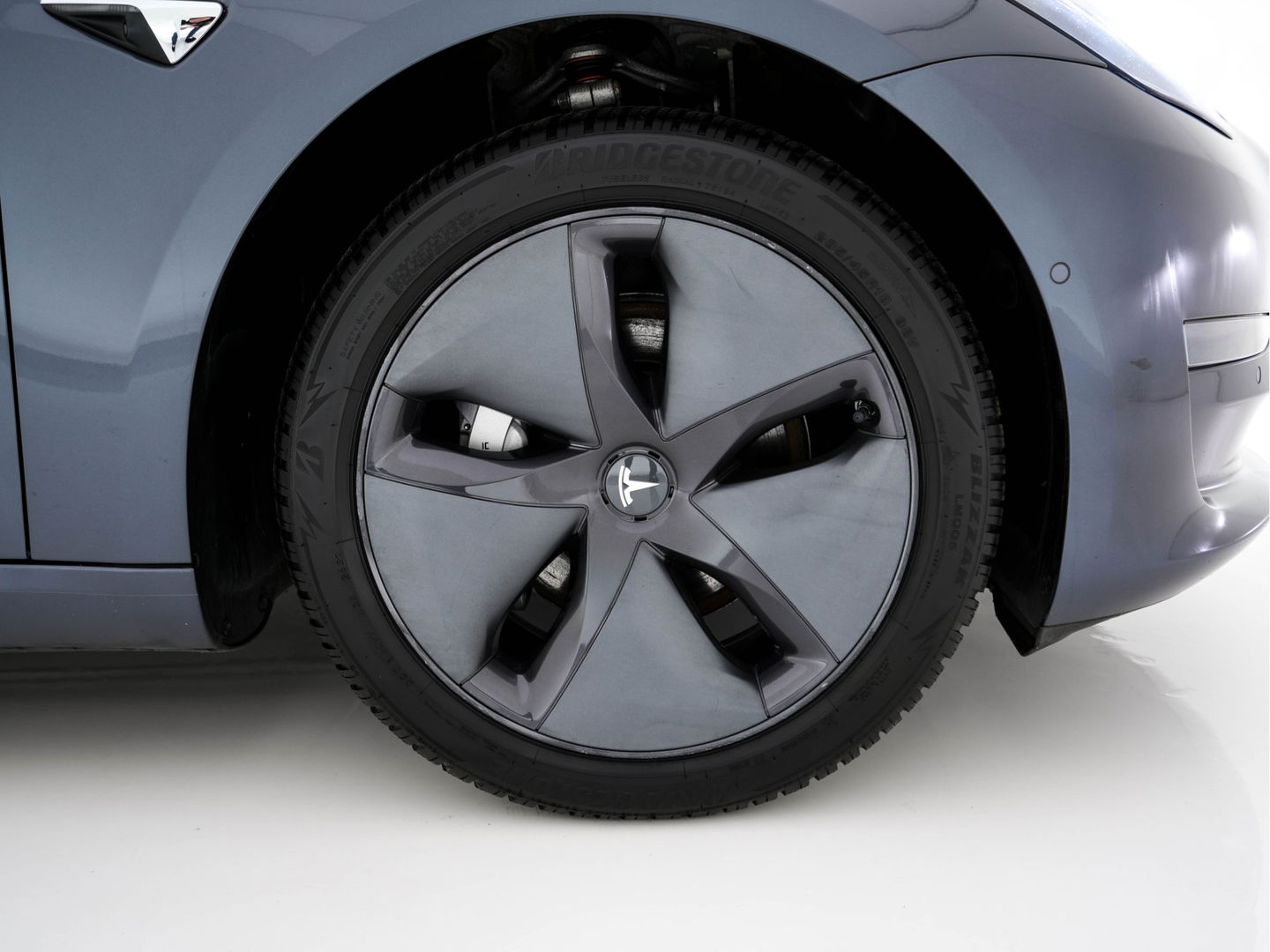 Tesla Model 3 Standard RWD Plus 60 kWh [ 3-Fase-11Kw ] {SOH-88%} (INCL-BTW) Aut. *PANO | AUTO-PILOT | LEATHER | KEYLESS | FULL-LED | MEMORY-PACK | SURROUND-VIEW | DAB | CARPLAY | DIGI-COCKPIT | LANE-ASSIST | COMFORTSEATS | 18"ALU*