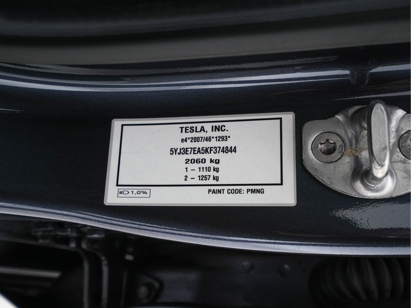 Tesla Model 3 Standard RWD Plus 60 kWh [ 3-Fase-11Kw ] {SOH-88%} (INCL-BTW) Aut. *PANO | AUTO-PILOT | LEATHER | KEYLESS | FULL-LED | MEMORY-PACK | SURROUND-VIEW | DAB | CARPLAY | DIGI-COCKPIT | LANE-ASSIST | COMFORTSEATS | 18"ALU*