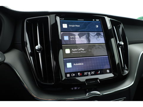 Volvo XC60 2.0 T6 Plug-in hybrid AWD Ultra Black Edition | Head-up| Pano | 360 camera | Geluidsisolerend glas | 4x  stoel- + stuurverwarwarming |