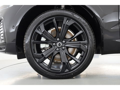 Volvo XC60 2.0 T6 Plug-in hybrid AWD Ultra Black Edition | Head-up| Pano | 360 camera | Geluidsisolerend glas | 4x  stoel- + stuurverwarwarming |