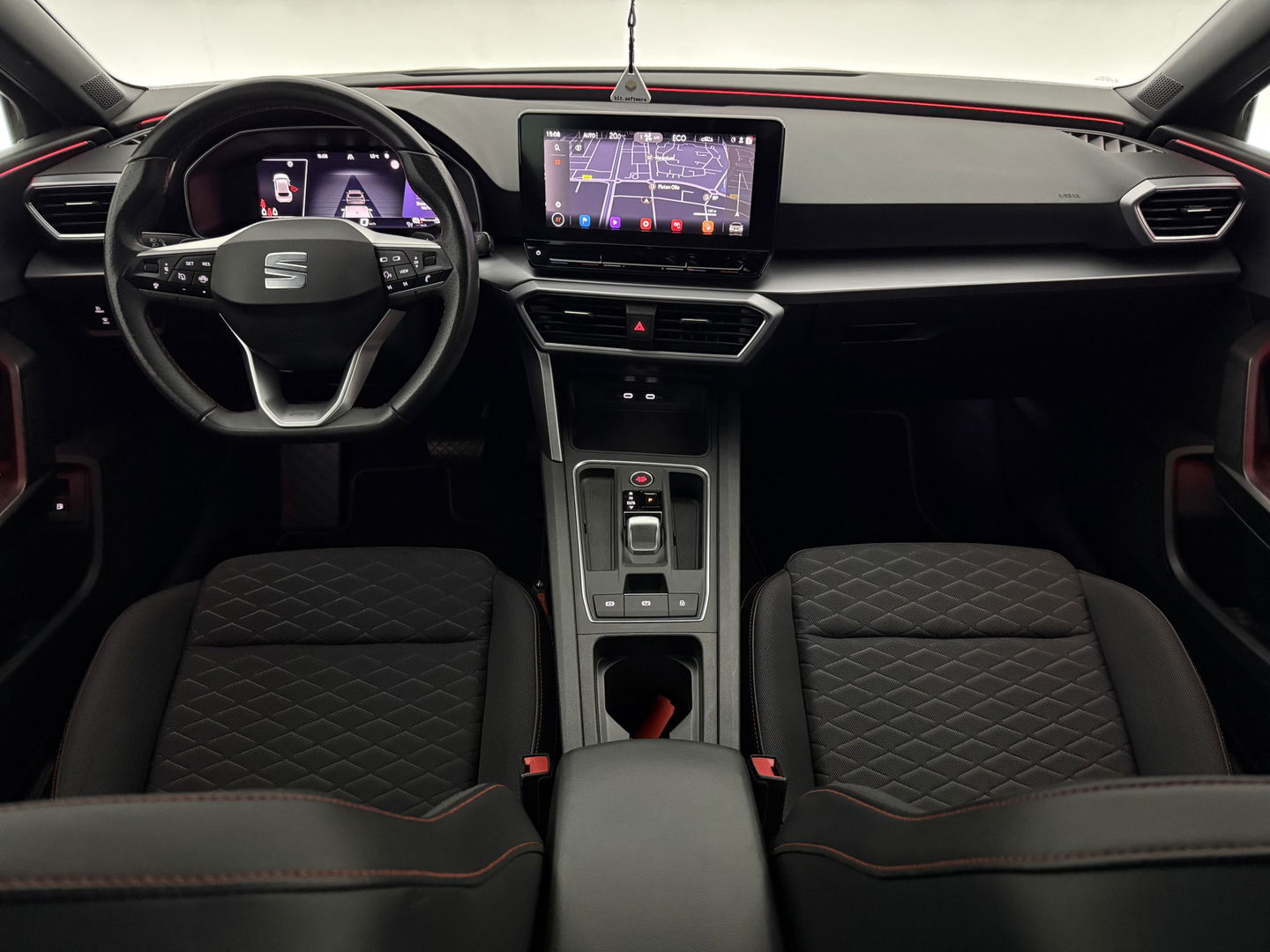 SEAT Leon 1.4 TSI eHybrid PHEV FR | SOH 89% | 150PK | Sfeer | Virtual | Clima | Cruise | Carplay | Trekh. | Parkeersens.