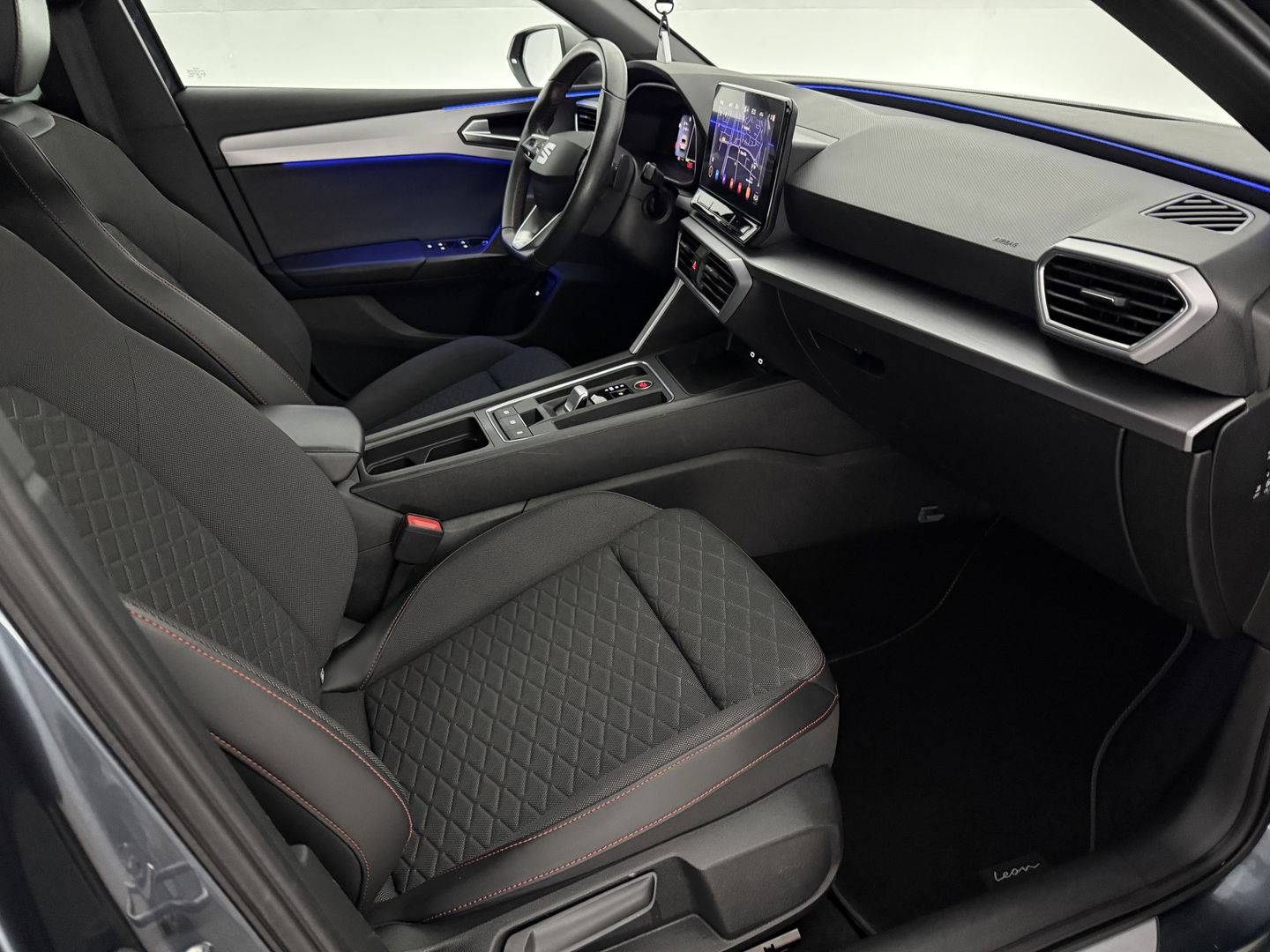 SEAT Leon 1.4 TSI eHybrid PHEV FR | SOH 89% | 150PK | Sfeer | Virtual | Clima | Cruise | Carplay | Trekh. | Parkeersens.