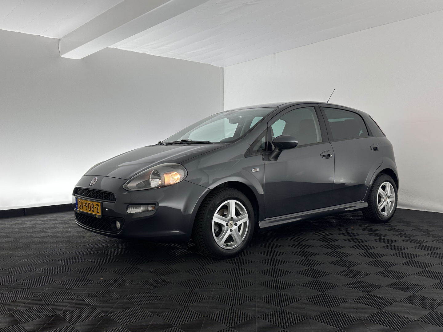 Fiat Punto Evo 1.3 M-Jet Lounge *SPORT-SEATS | MICROFIBRE | ECC | PDC | CRUISE | PRIVACY-GLASS | 15''ALU*