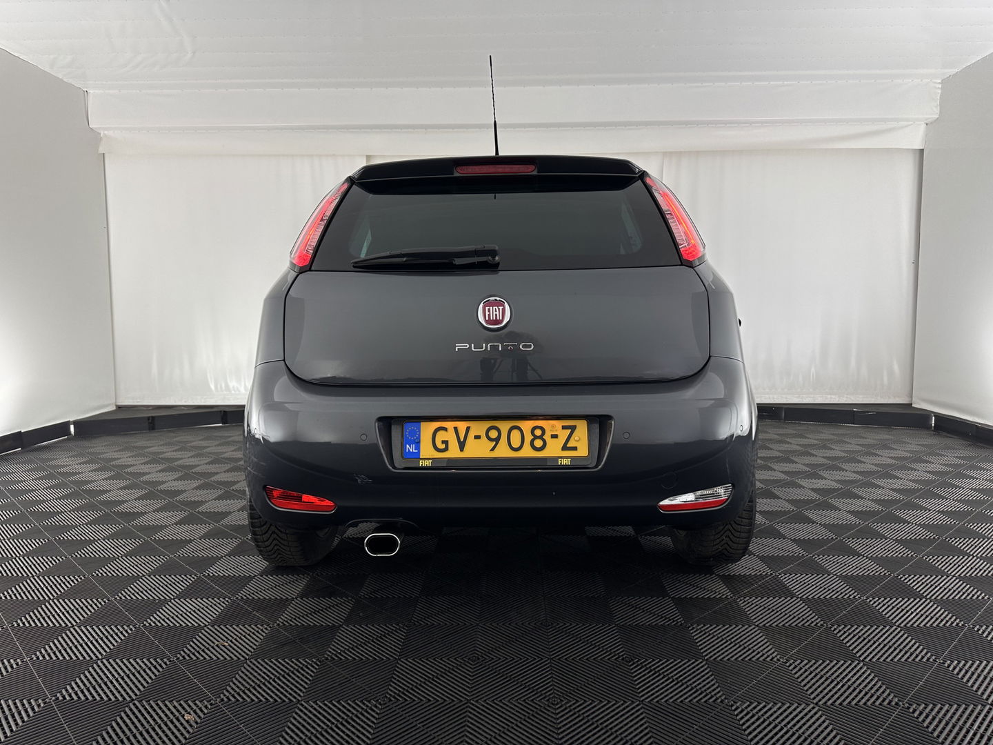 Fiat Punto Evo 1.3 M-Jet Lounge *SPORT-SEATS | MICROFIBRE | ECC | PDC | CRUISE | PRIVACY-GLASS | 15''ALU*