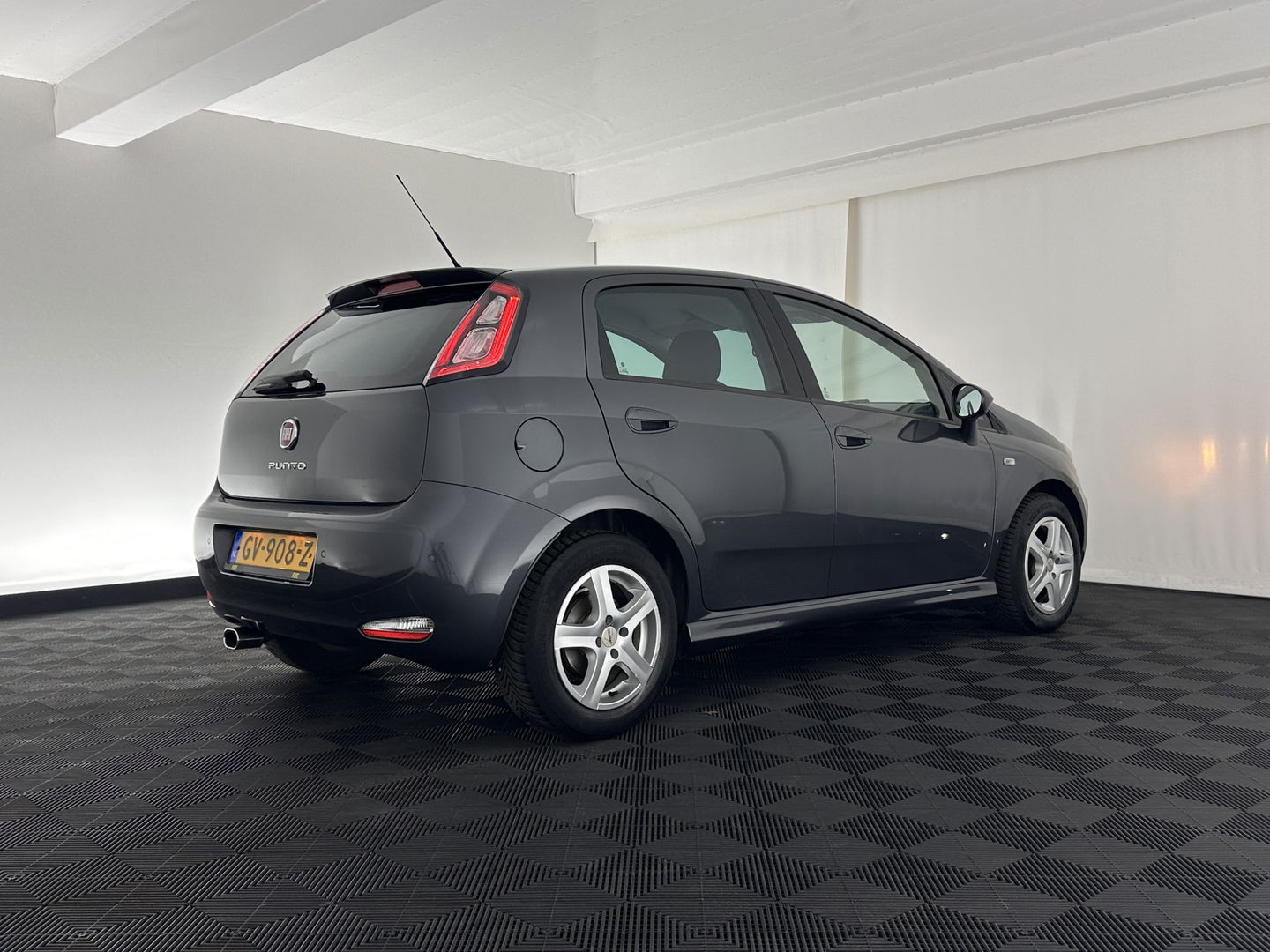 Fiat Punto Evo 1.3 M-Jet Lounge *SPORT-SEATS | MICROFIBRE | ECC | PDC | CRUISE | PRIVACY-GLASS | 15''ALU*