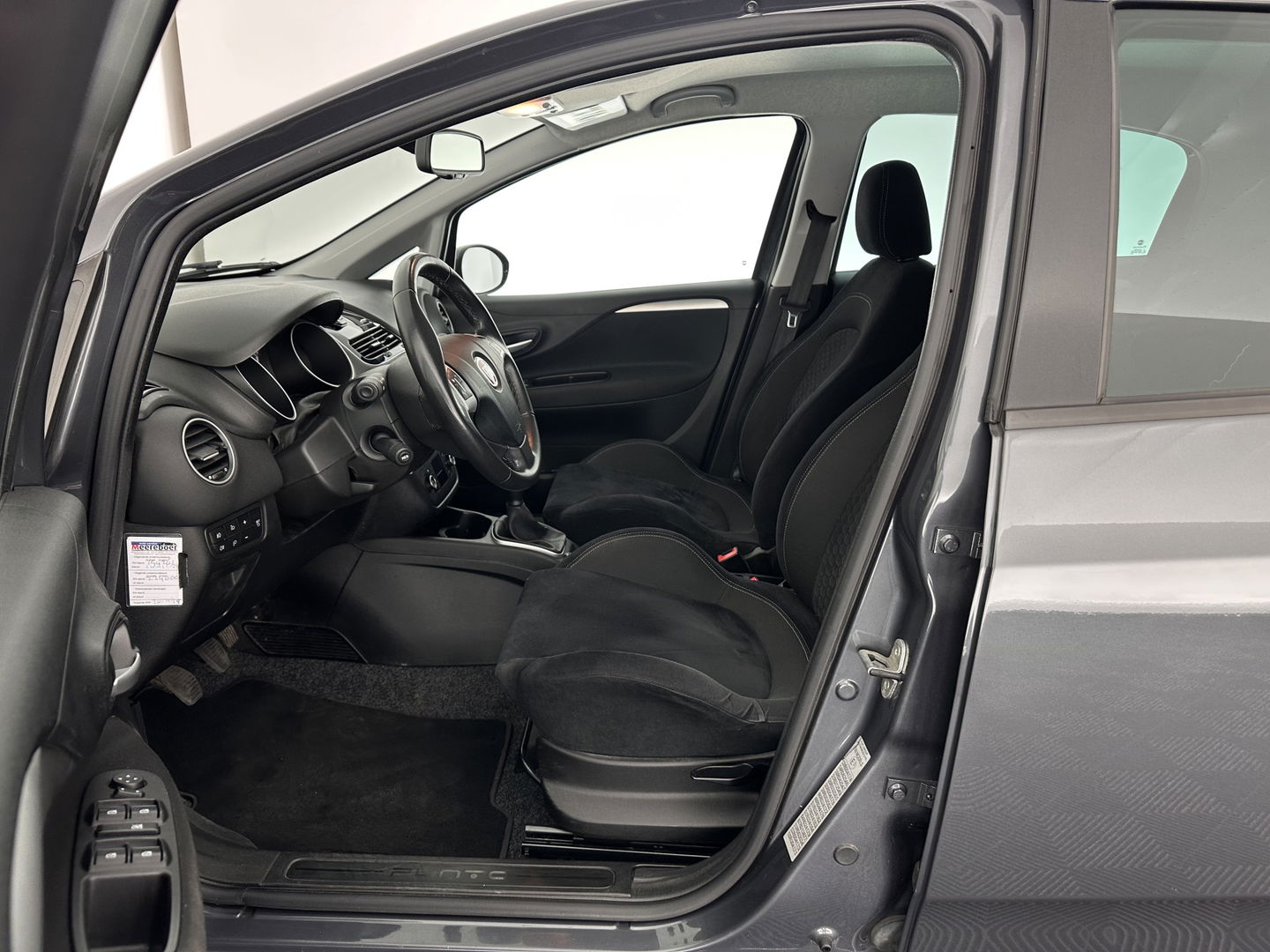 Fiat Punto Evo 1.3 M-Jet Lounge *SPORT-SEATS | MICROFIBRE | ECC | PDC | CRUISE | PRIVACY-GLASS | 15''ALU*