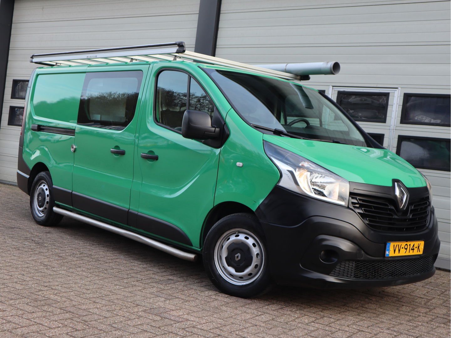Renault Trafic 1.6 dCi 90pk L2 Lang - 2x Schuifdr. - Imperiaal - Trekhaak - Camera