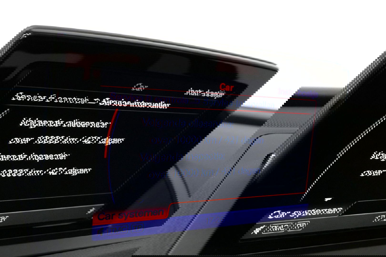 Audi Q3 2.0 TFSI quattro S Line / Panoramadak / Elektr. verstelbare voorstoelen / Achteruitrijcamera / Stoelverwarming / Elektr. wegklapbare trekhaak / Full LED / Audi Sound System / Navigatie / Cruise Control / 19'' LMV / Lichtpakket / Dodehoek detectie / Audi E