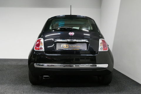 Fiat 500 0.9 TwinAir Turbo Lounge / Orig. Nederlands/ 2e eigenaar / Panoramadak / Climatronic / Parkeersensoren achter / 15'' LMV / Mistlampen / Chroom pakket / Radio / Elektr. bedienbare ramen / Leder stuurwiel