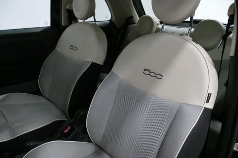 Fiat 500 0.9 TwinAir Turbo Lounge / Orig. Nederlands/ 2e eigenaar / Panoramadak / Climatronic / Parkeersensoren achter / 15'' LMV / Mistlampen / Chroom pakket / Radio / Elektr. bedienbare ramen / Leder stuurwiel